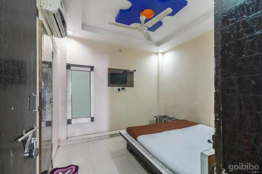 Hotel Rameshwaram Удджайн Экстерьер фото